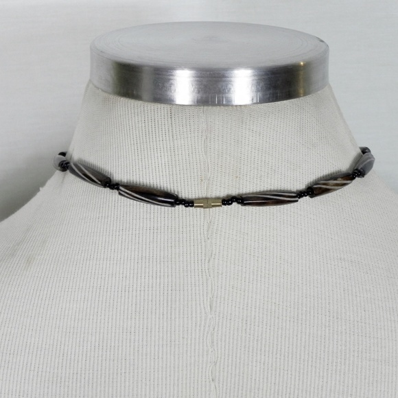 Vintage | Carved Necklace Brown Natural Look - Picture 4 of 7